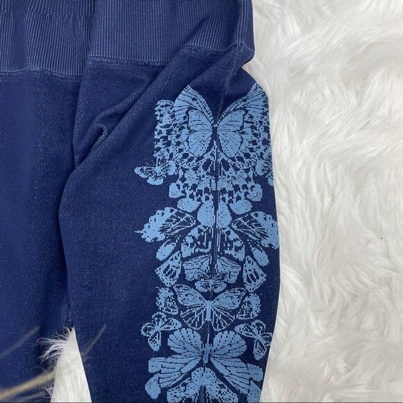 Fabletics Abyss Butterfly Seamless Midrise Leggings - Picture 5 of 7